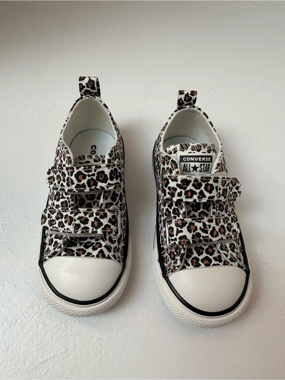 Girl’s Converse Leopard Print Sneakers